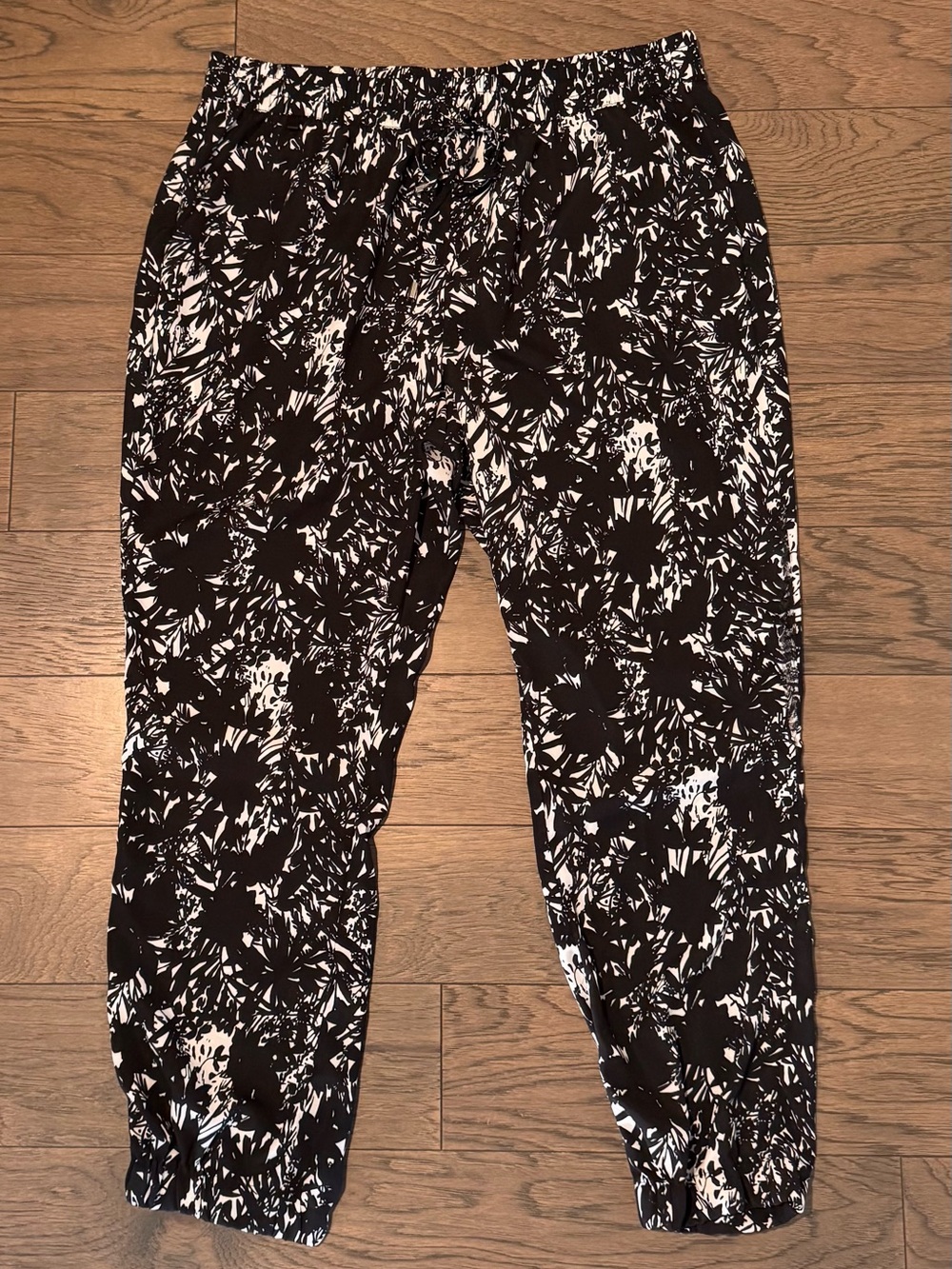 Buffalo David Bitton Black & White Abstract Print Pants